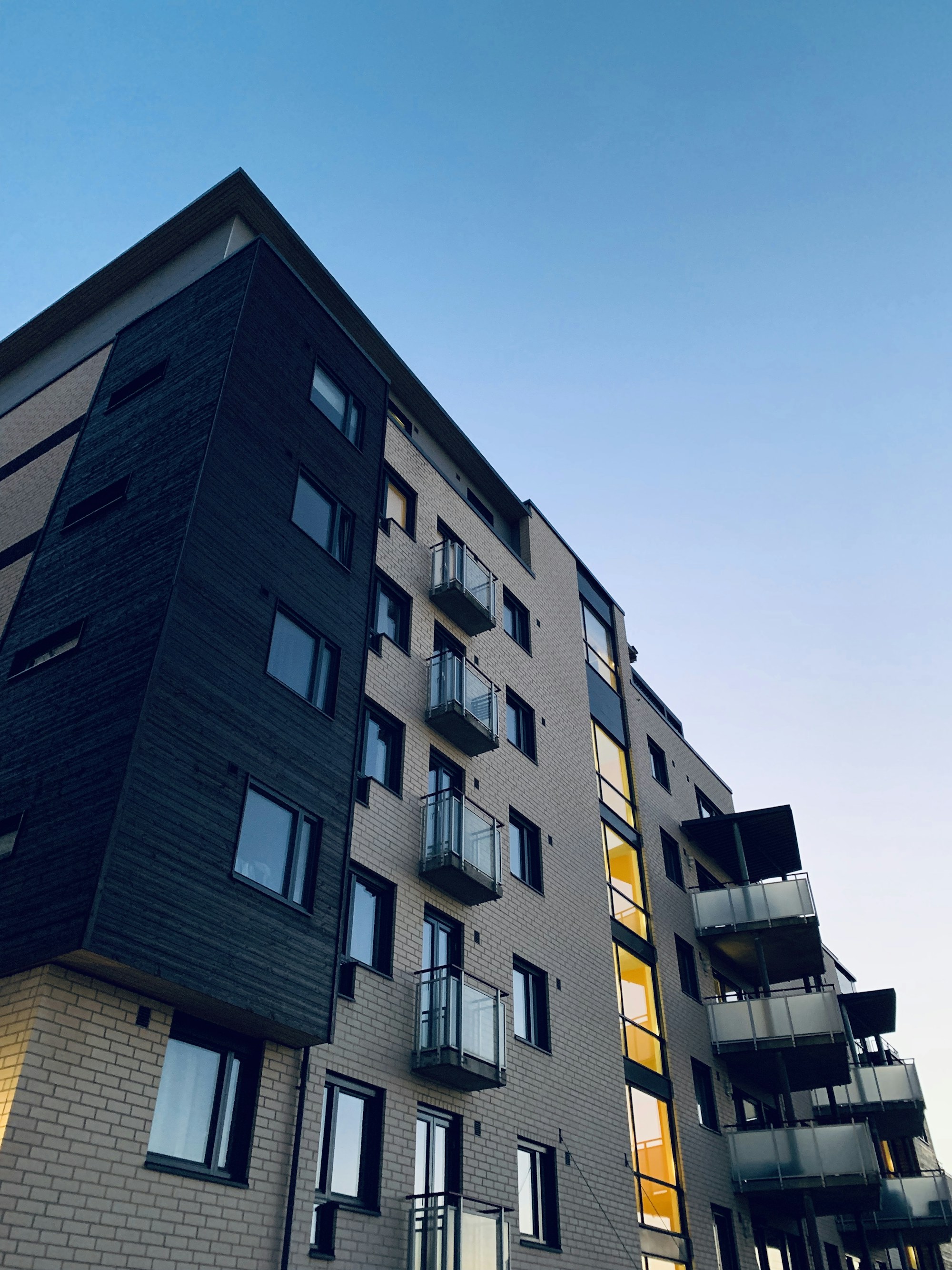 Fassade eines Wohngebäudes – Architekturimpression